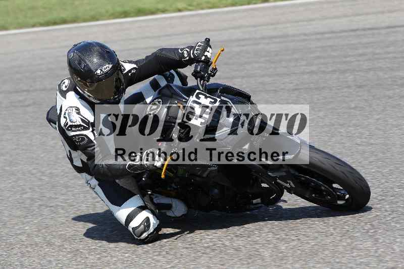 /44 09.08.2025 Plüss Moto Sport ADR/Freies Fahren/333